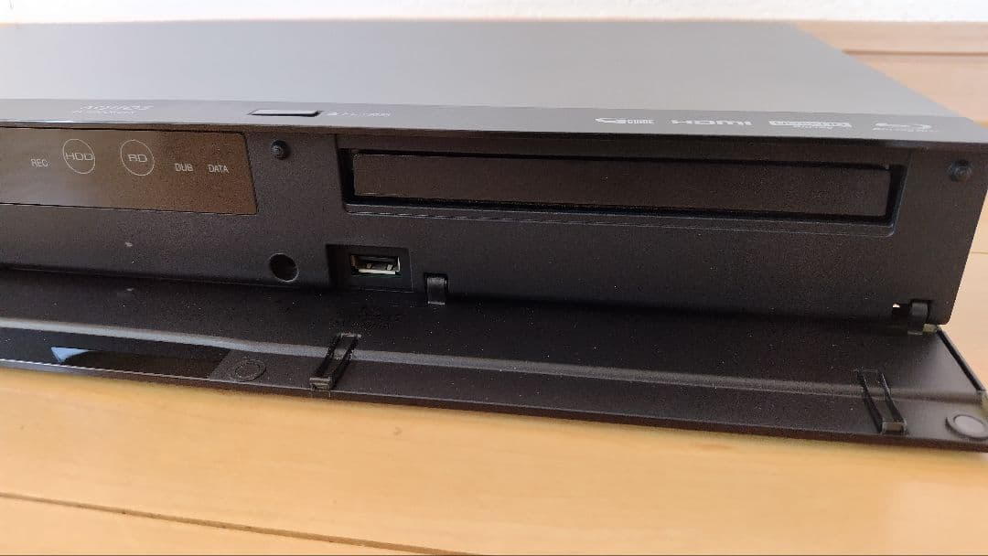 SHARP　ブルーレイレコーダー　4B-C20DT3