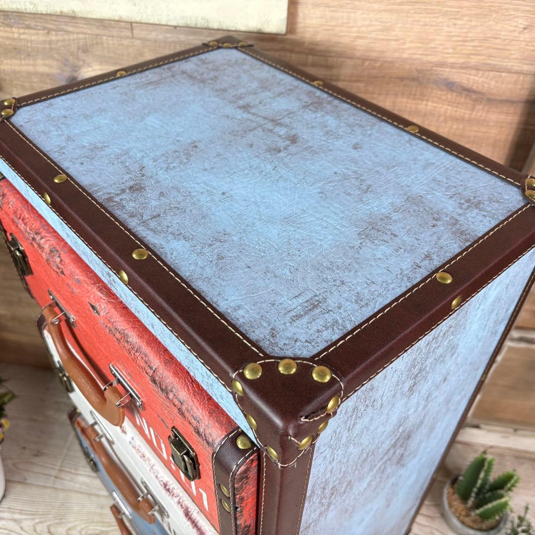 アンティーク調レザートランクチェスト三段脚付（41㎝×80㎝）洋タンス木製飾り棚