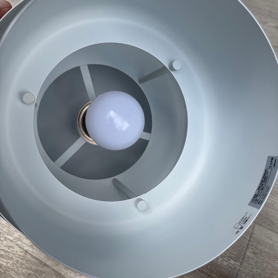 ボーコンセプト　BoConcept　パインコーン ペンダントランプ　サテン仕上げ