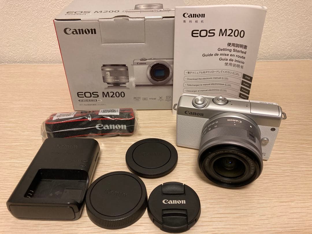 Canon EOS M200 標準ズームキット ホワイト ミラーレス一眼カメラ