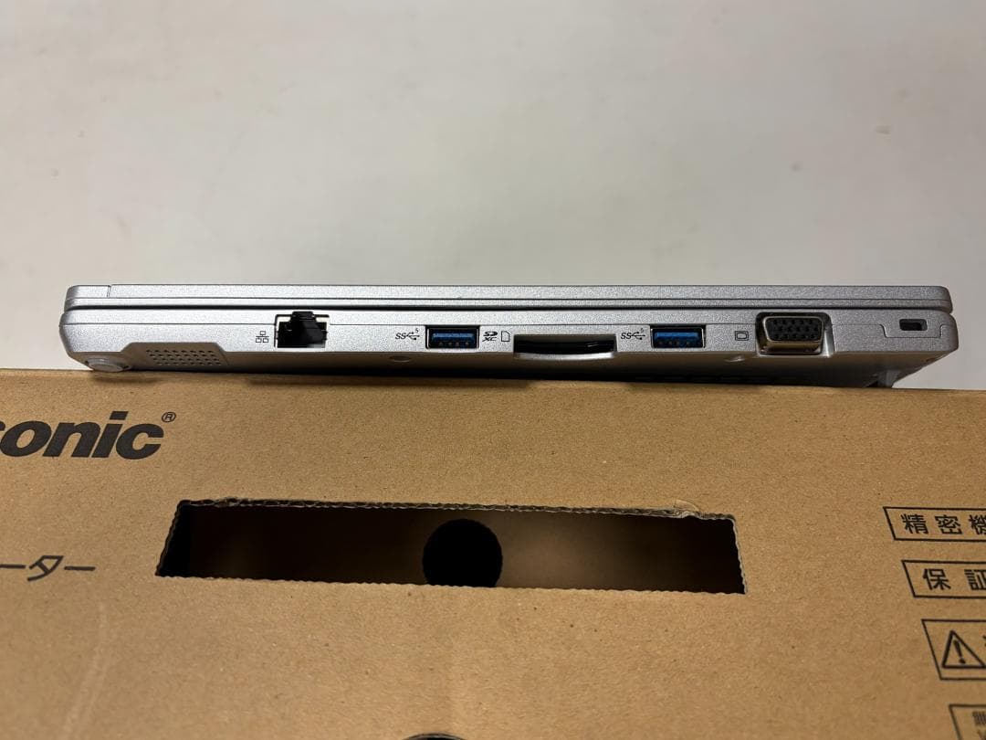 Let's note CF-FV1 14インチ i5 16G 256G