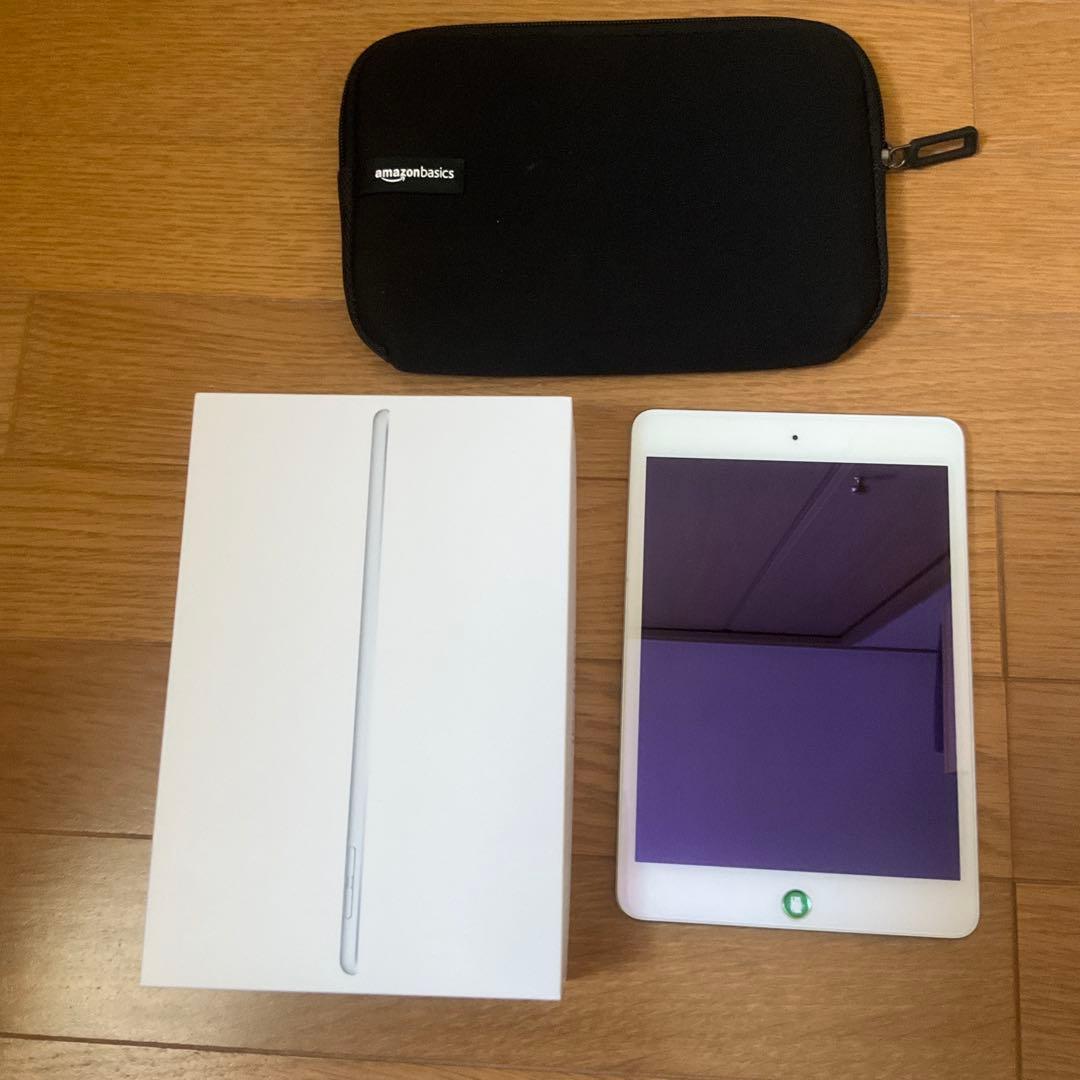 iPad mini 5 Wi‑Fiモデル 256GB シルバー　※電源ボタン陥没