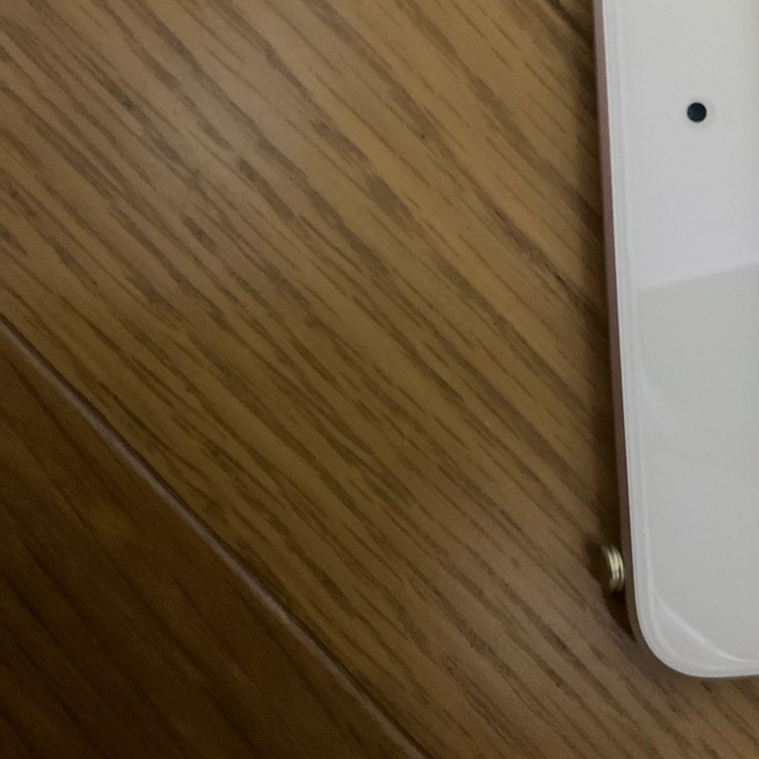 iPad mini 5 Wi‑Fiモデル 256GB シルバー　※電源ボタン陥没