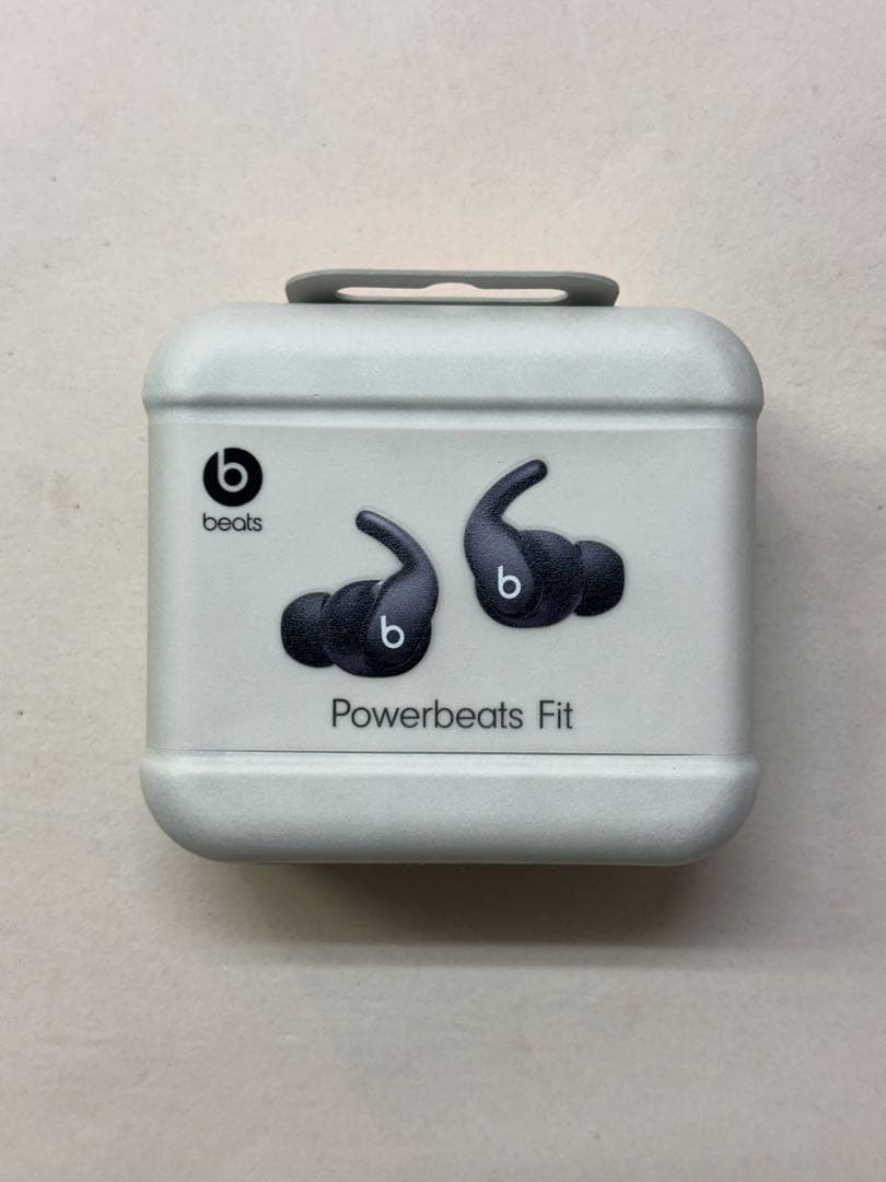 【新品未開封】Powerbeats FitブラックME2J4PA/A XWT4L