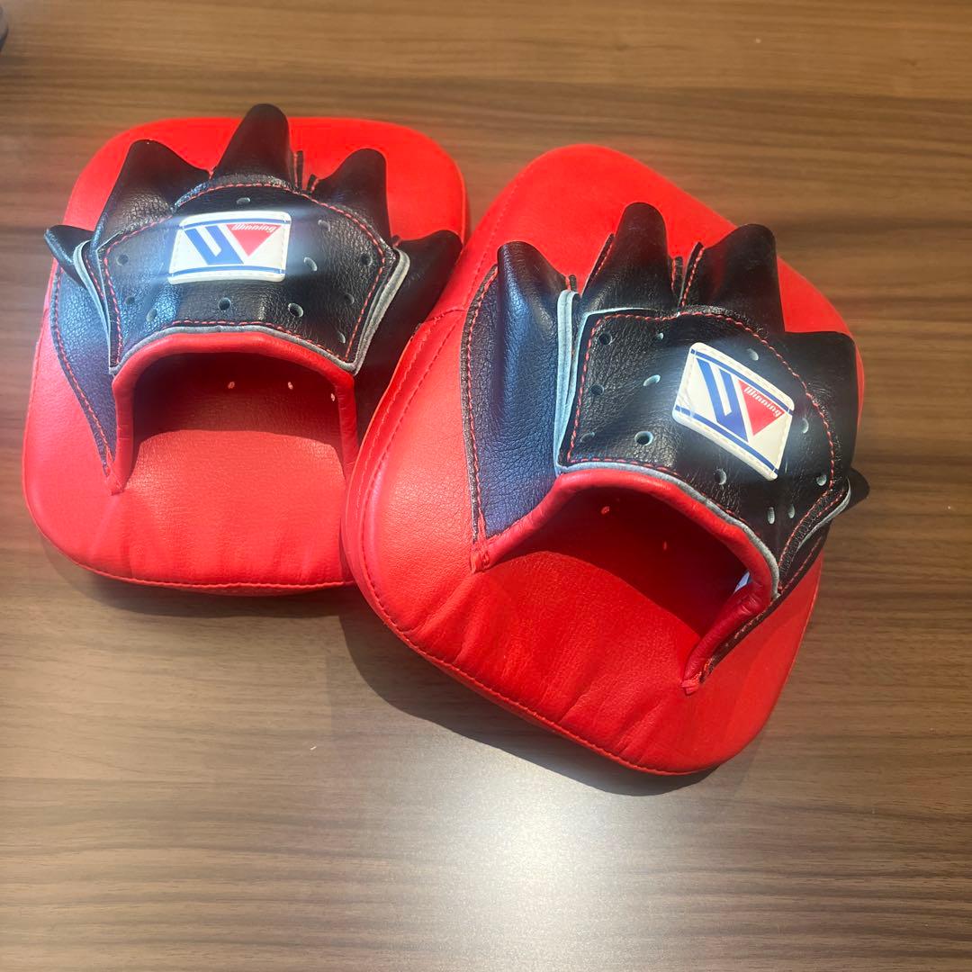 winning ウイニング ボクシング 小型パンチングミット湾曲型CM-10➁