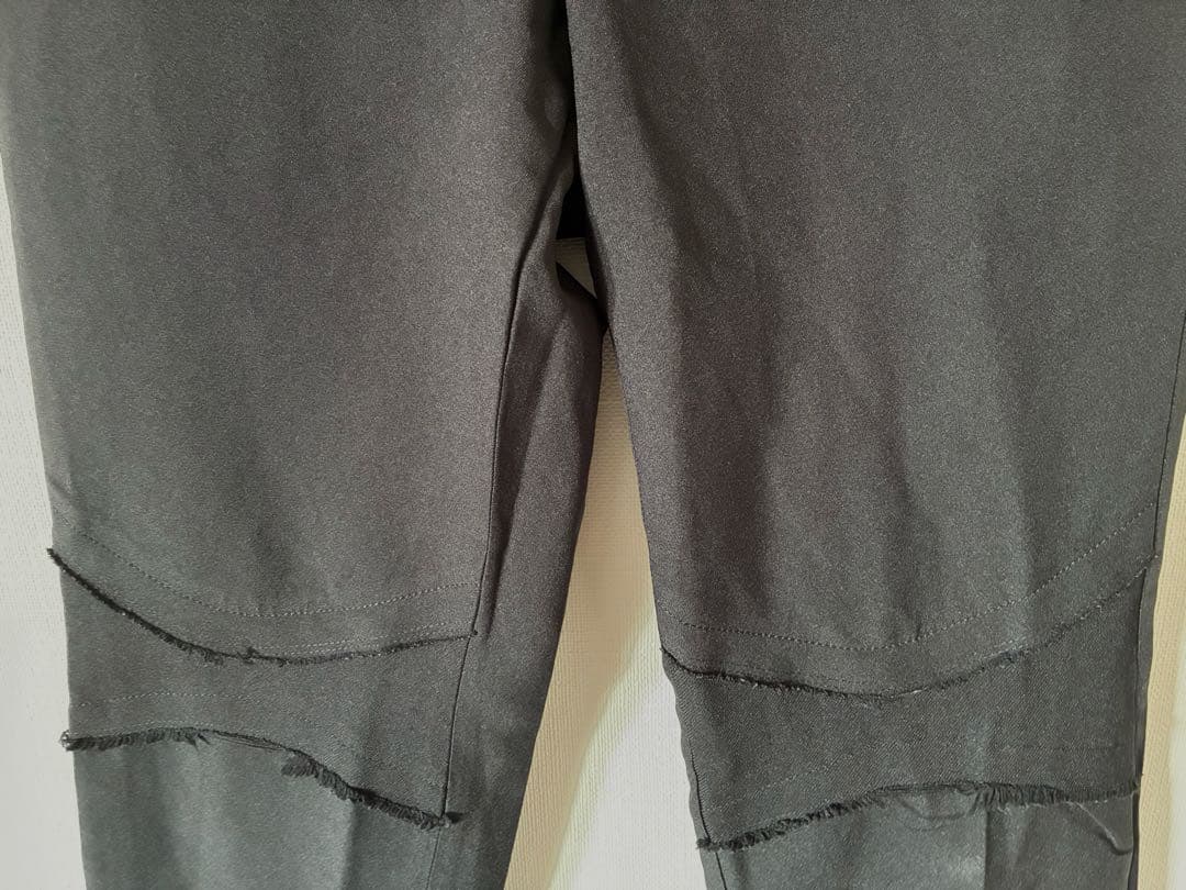 コムデギャルソン　テーパードパンツ　ブラック　L