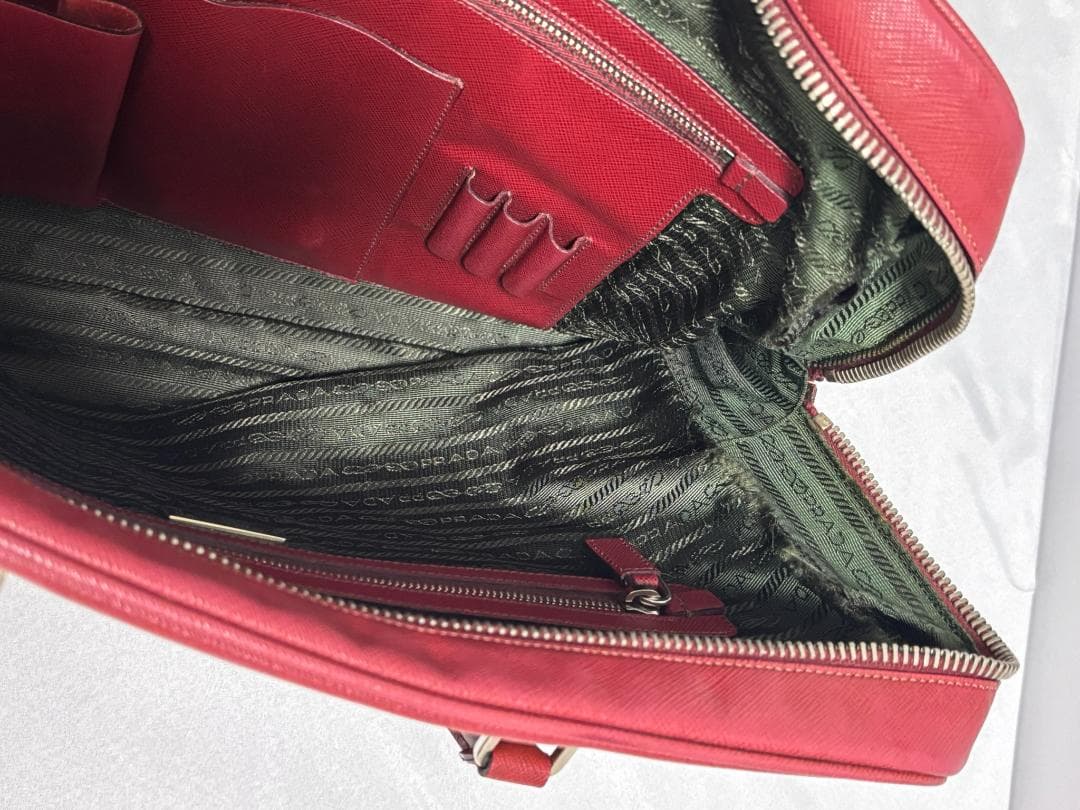 bori PRADA サフィアーノレザー バッグ レッド　ブリーフケース