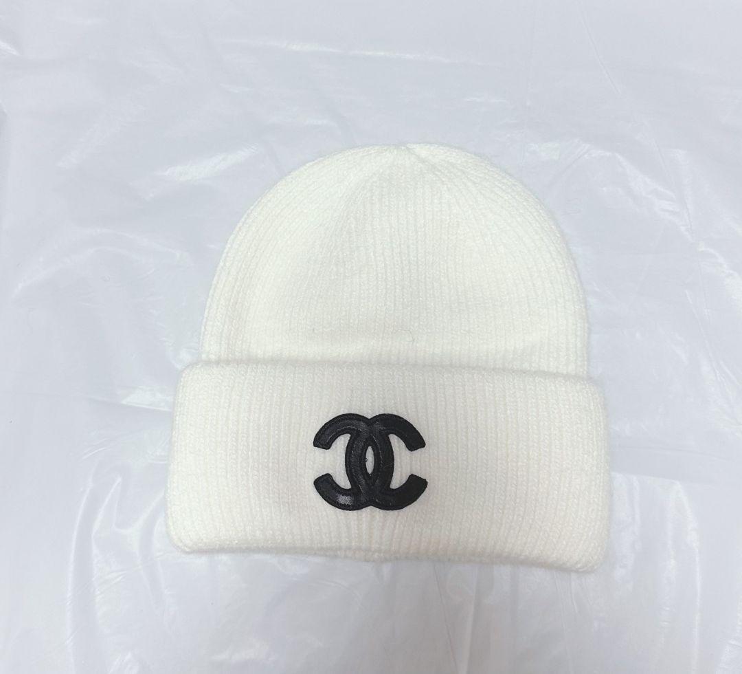 ホワイト CCロゴ ニット帽ノベルティ商品