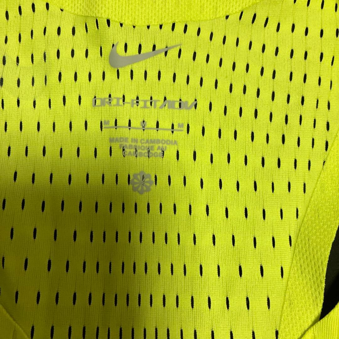 ナイキ　エアロスイフトシングレット4枚セット