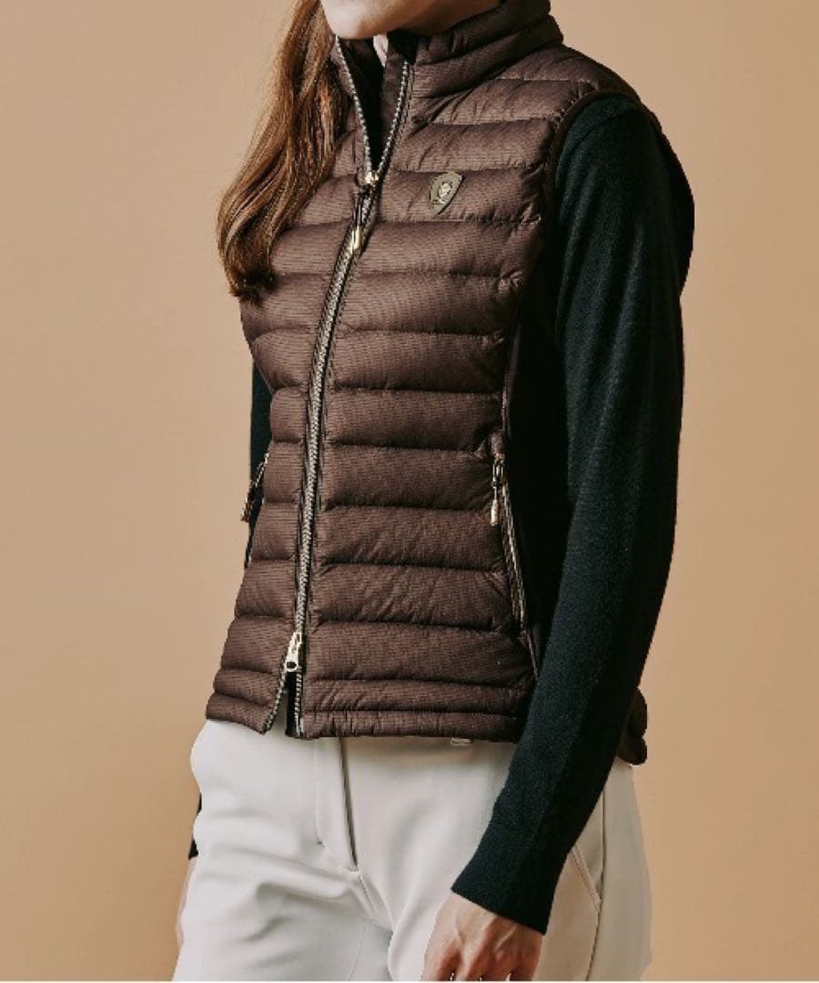 [美品] フェリージFelisi ダウンベスト レディース