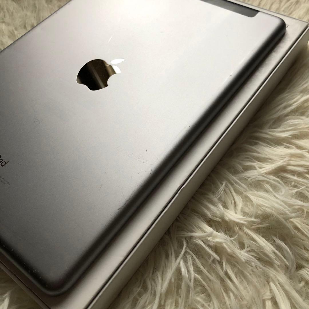 【ラスト3台】iPad 第6世代 128GB SIMフリー【すぐ発送】