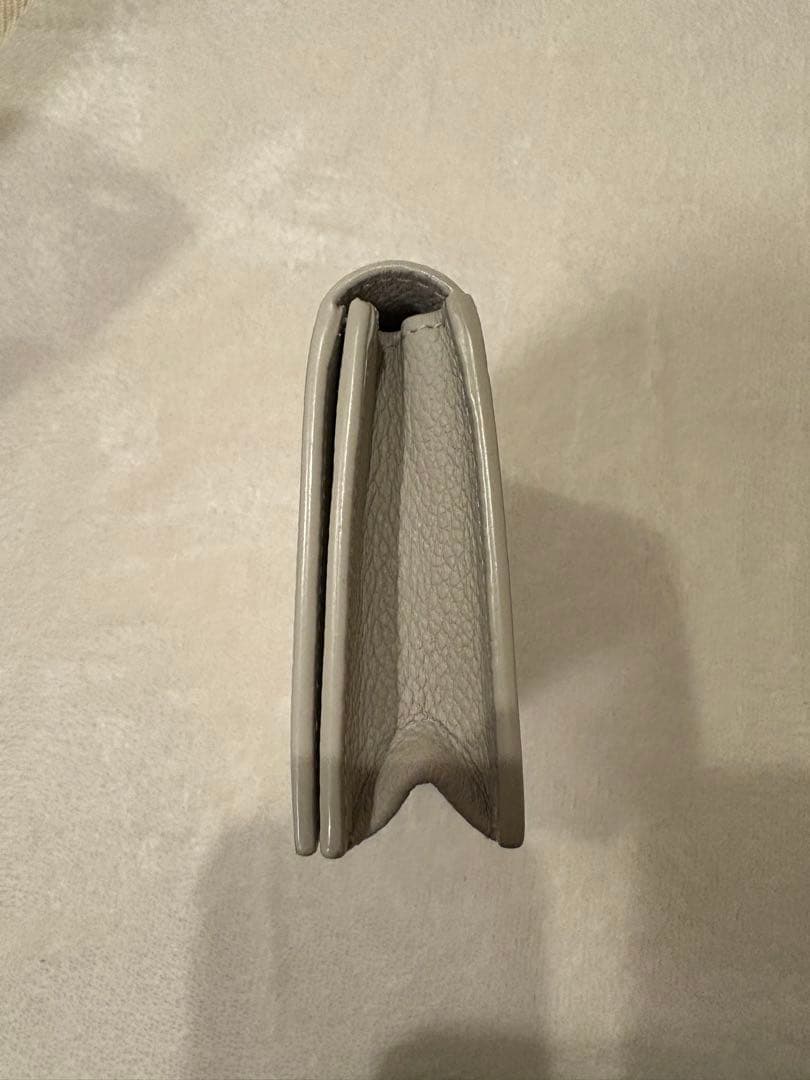 【値下げ！】SAINT LAURENT グレー カードケース／名刺入れ