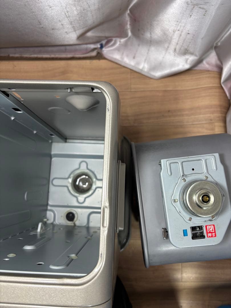 菅083 整備済　美品　ハイパワー　コロナファンヒーター　〜20畳