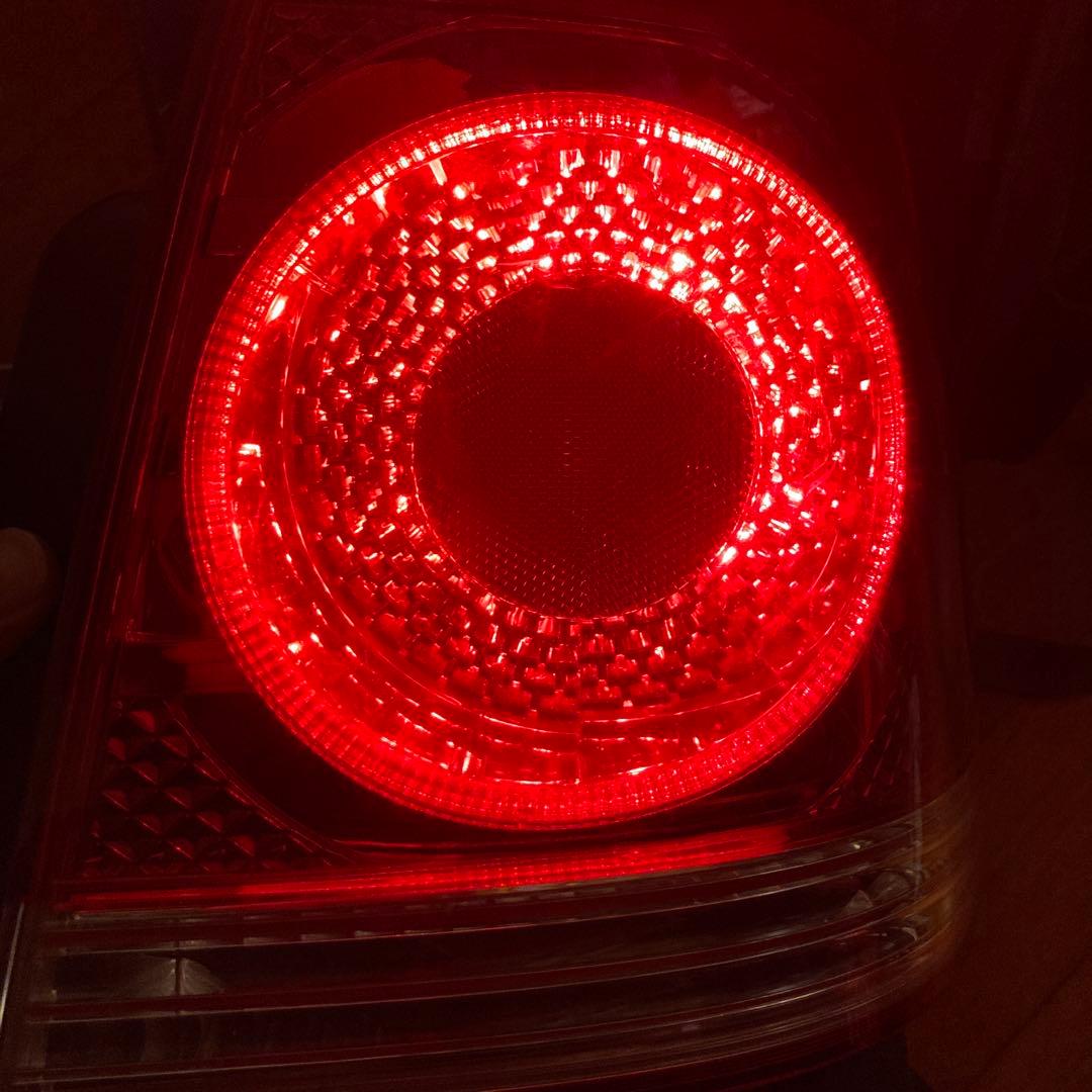 18クラウン　テールランプ