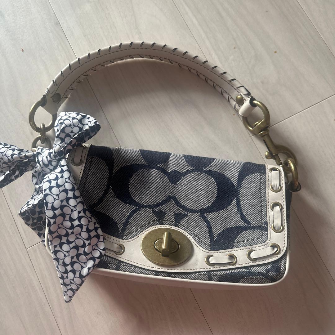 美品希少コーチ　レガシー　ショルダーバッグ　ターンロック　シグネチャー　65周年