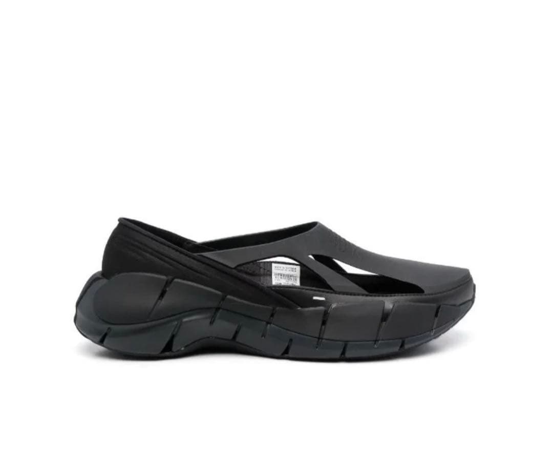 Maison Margiela × Reebok PROJECT 0 CR