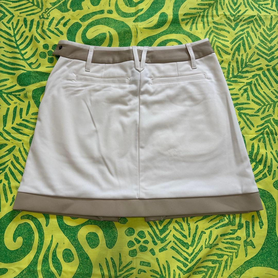 新品デサント秋・冬スカート