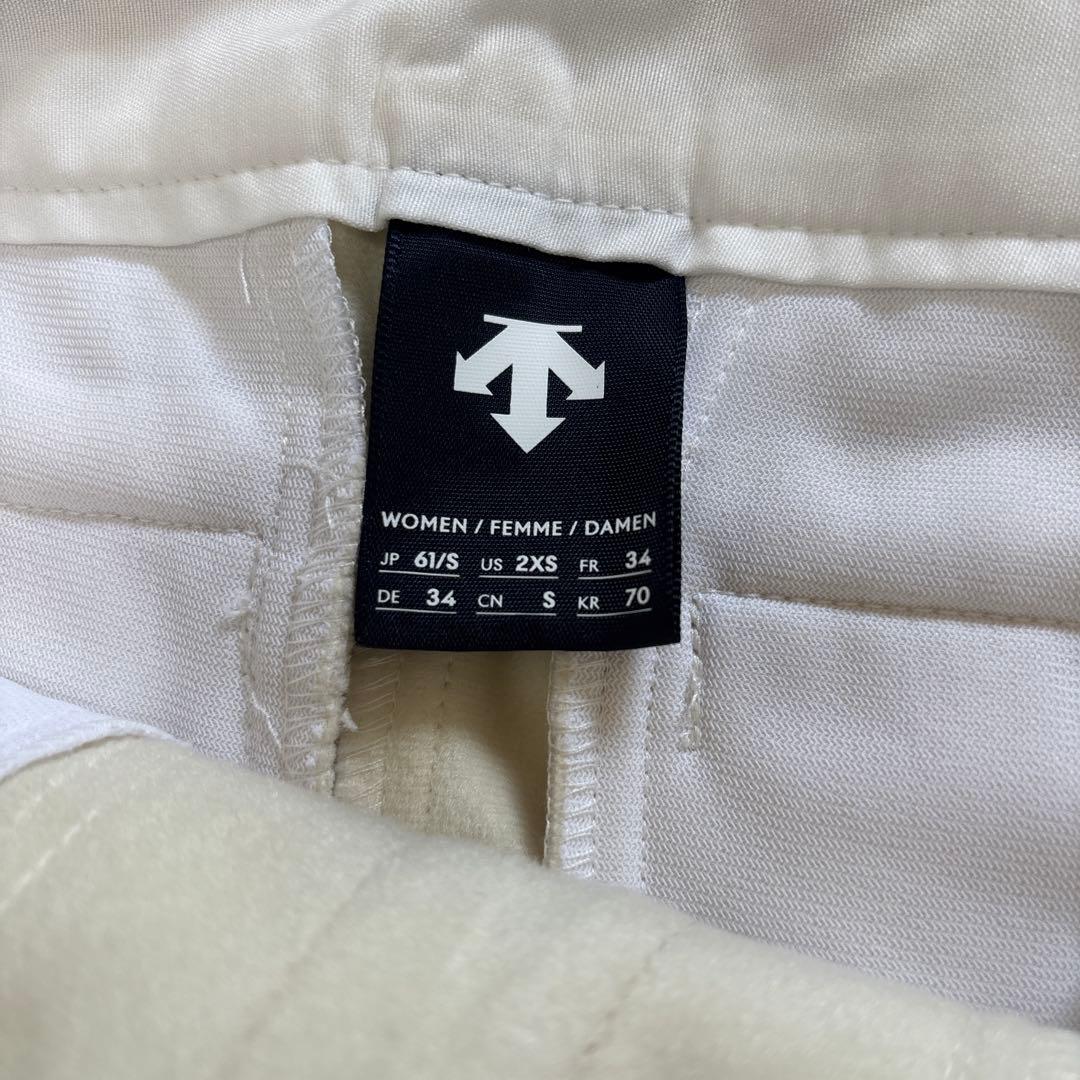 新品デサント秋・冬スカート