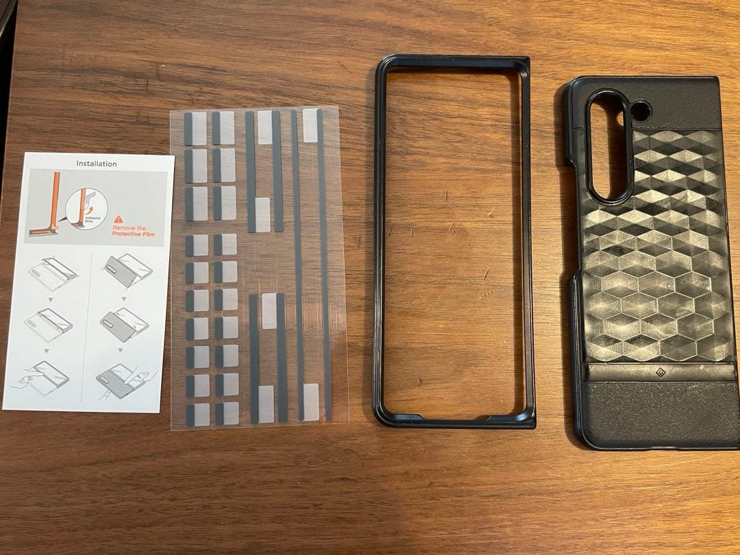 再値下げ！Galaxy Z Fold 5 docomo 本体＋アクセサリおまけ