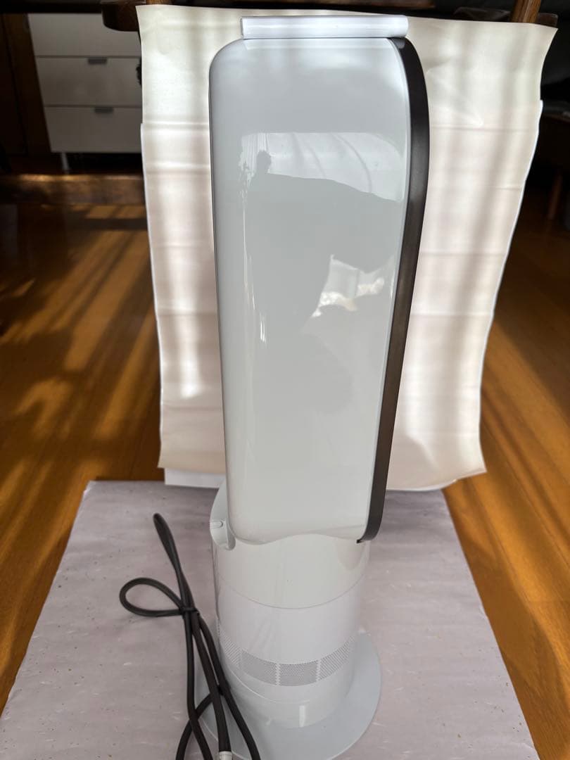 ダイソン　Hot +Cool AM09 WN N