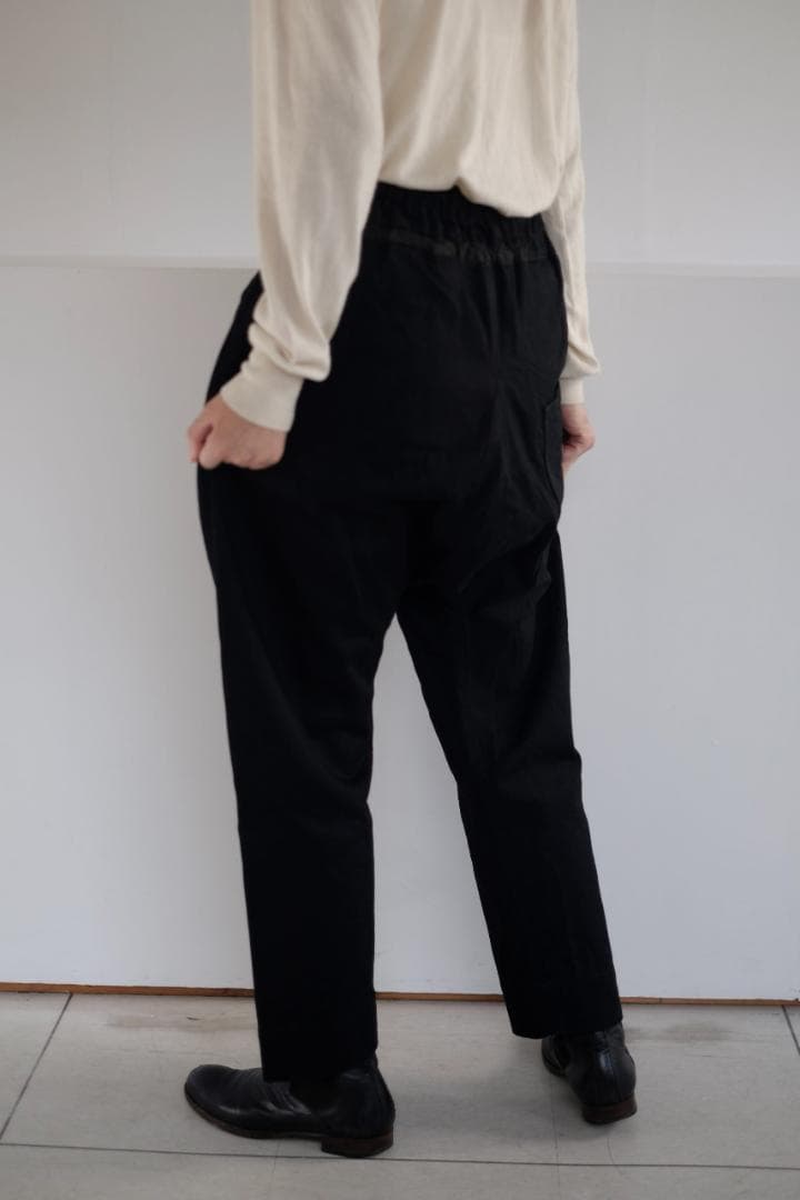 yaa!! パンツ　テルセイロ　terceiro　石田ゆり子　テーパード黒ウール