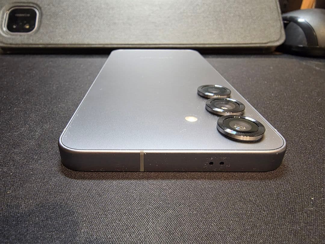 Samsung Galaxy S25 本体　シルバーシャドウ256GB