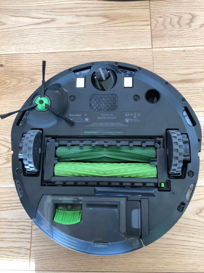 iRobot Roomba i7+ ロボット掃除機 本体ジャンク品(おまけ付き)