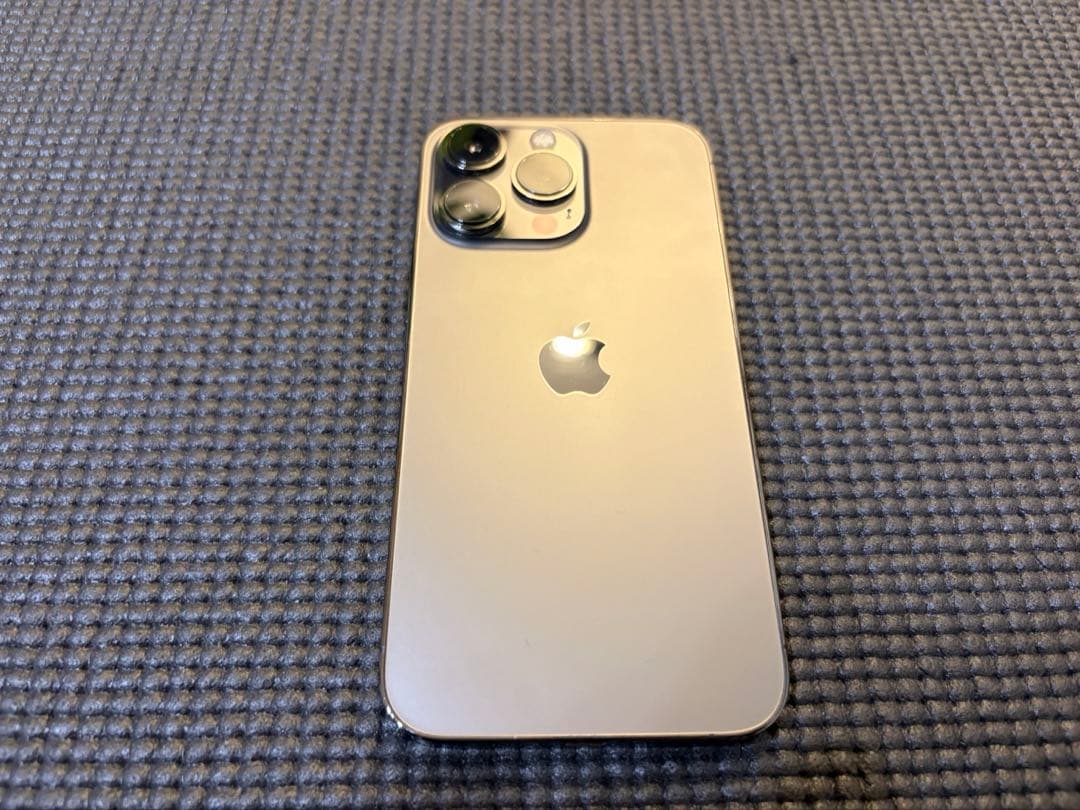 Apple iPhone 13pro 本体