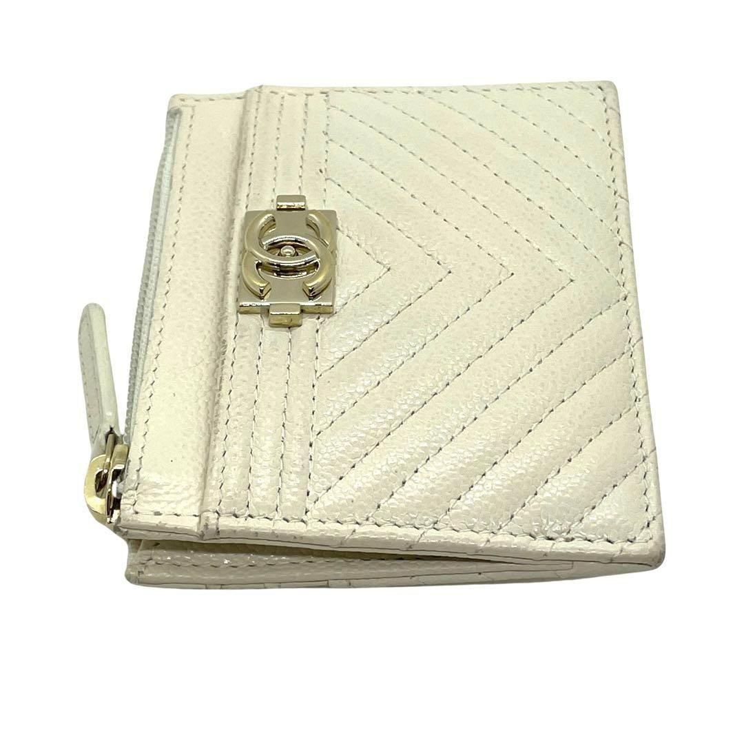 正規品 シャネル カード入れ ケース キャビアスキン 白 ボーイシャネル