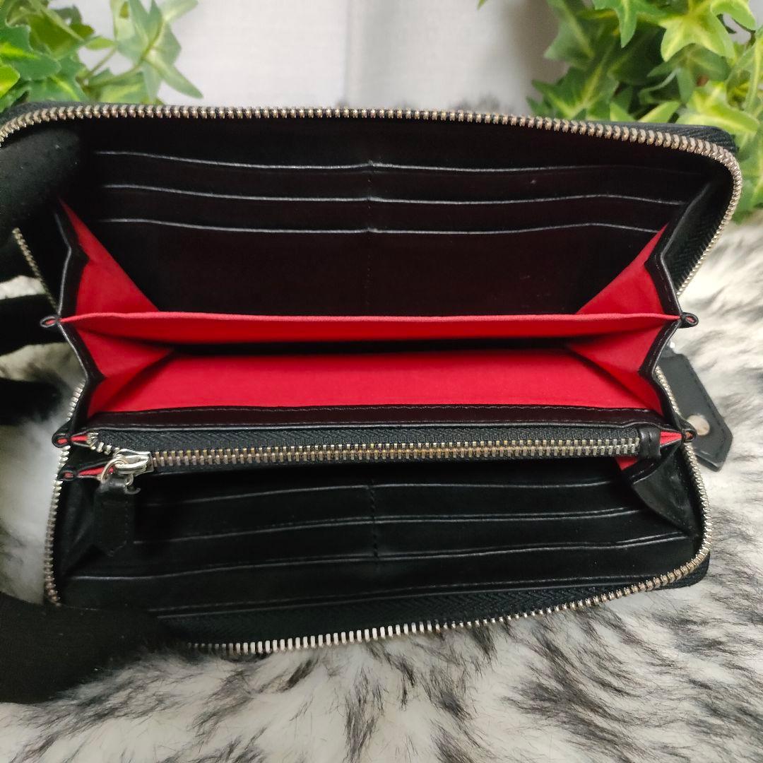 Vivienne Westwood 長財布 ブラック レザーラウンドメタルオーブ