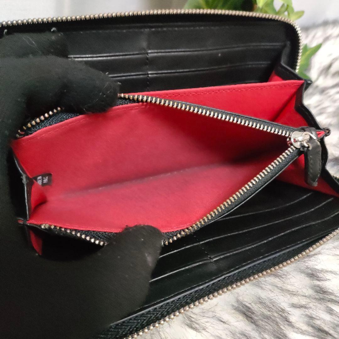 Vivienne Westwood 長財布 ブラック レザーラウンドメタルオーブ