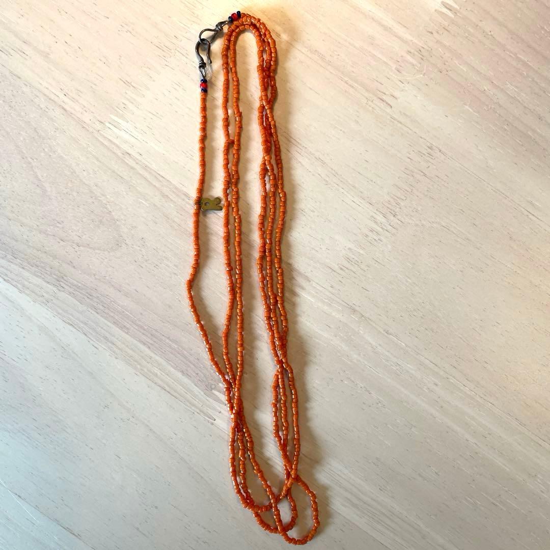 45R アンティークビーズのネックレス(オレンジ)