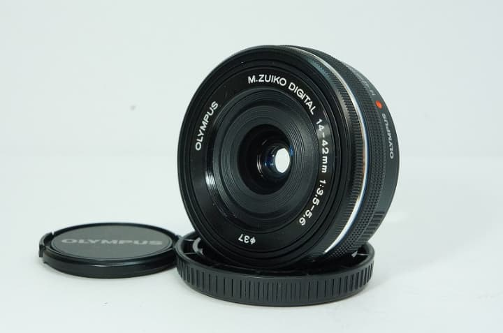 パンケーキ　OLYMPUS M.ZUIKO 14-42mm F3.5-5.6