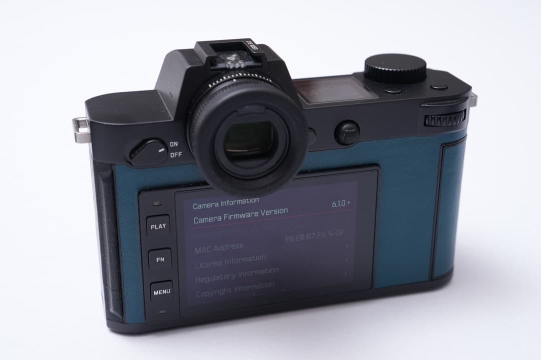 Leica SL2 ボディ アラカルト 純正バッテリー3本 SD128GB×2