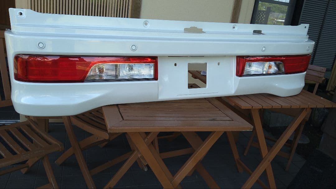 エブリィDA17Wリアバンパー テールライト付き