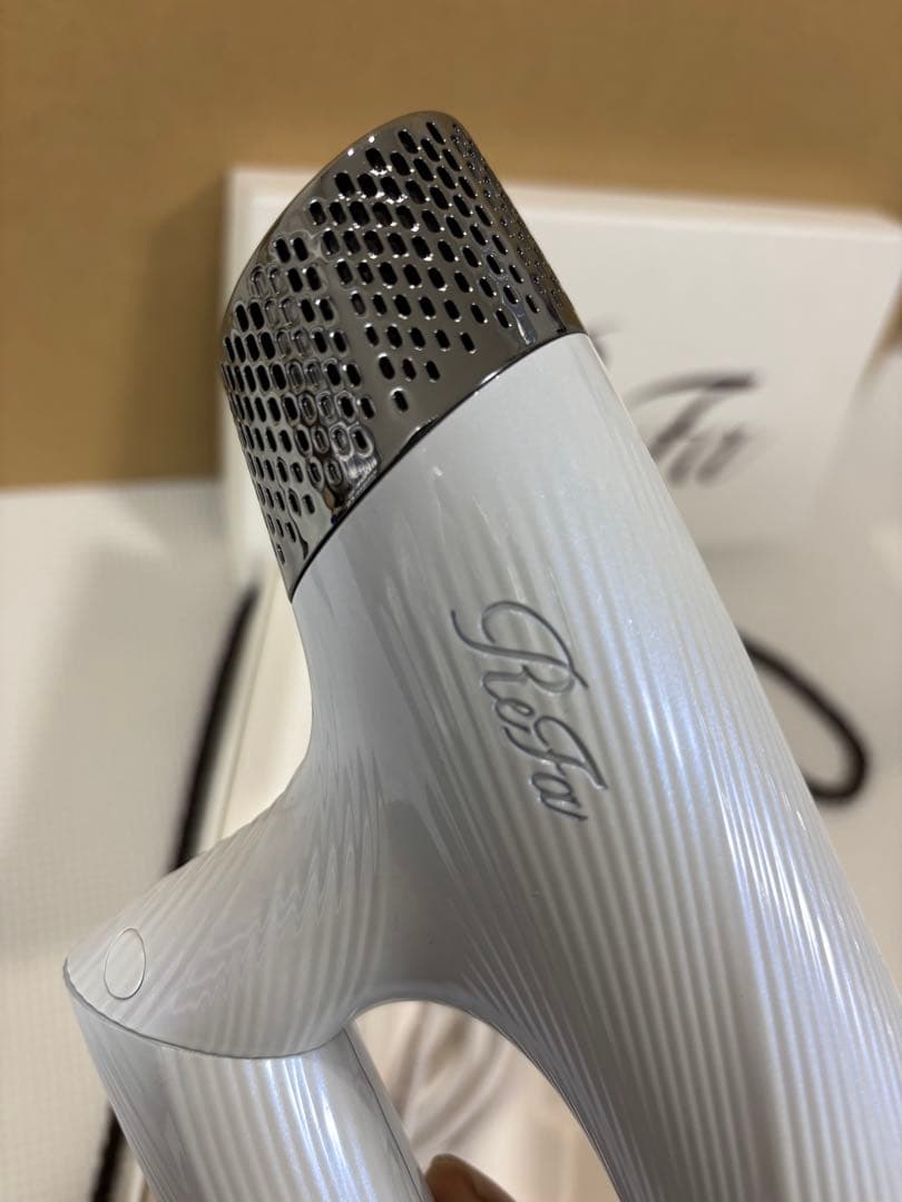 リファ ビューテックドライヤースマート RE-AN-02A