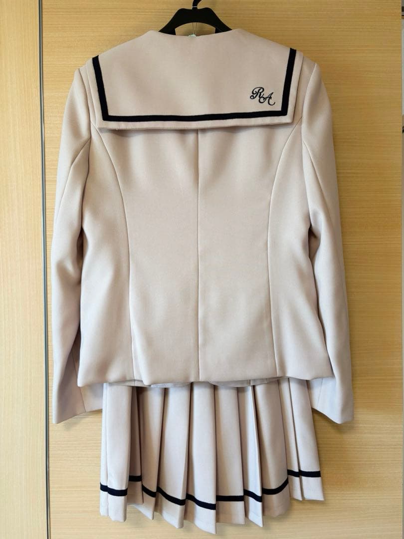 専用　　レピピアルマリオ 卒業式 セーラー襟スーツ 卒服 160 150 M L