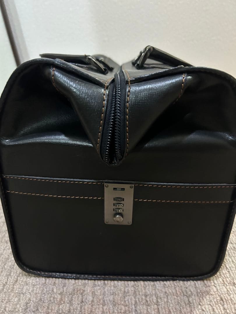 ダンヒル　レザー ボストンバッグ 黒