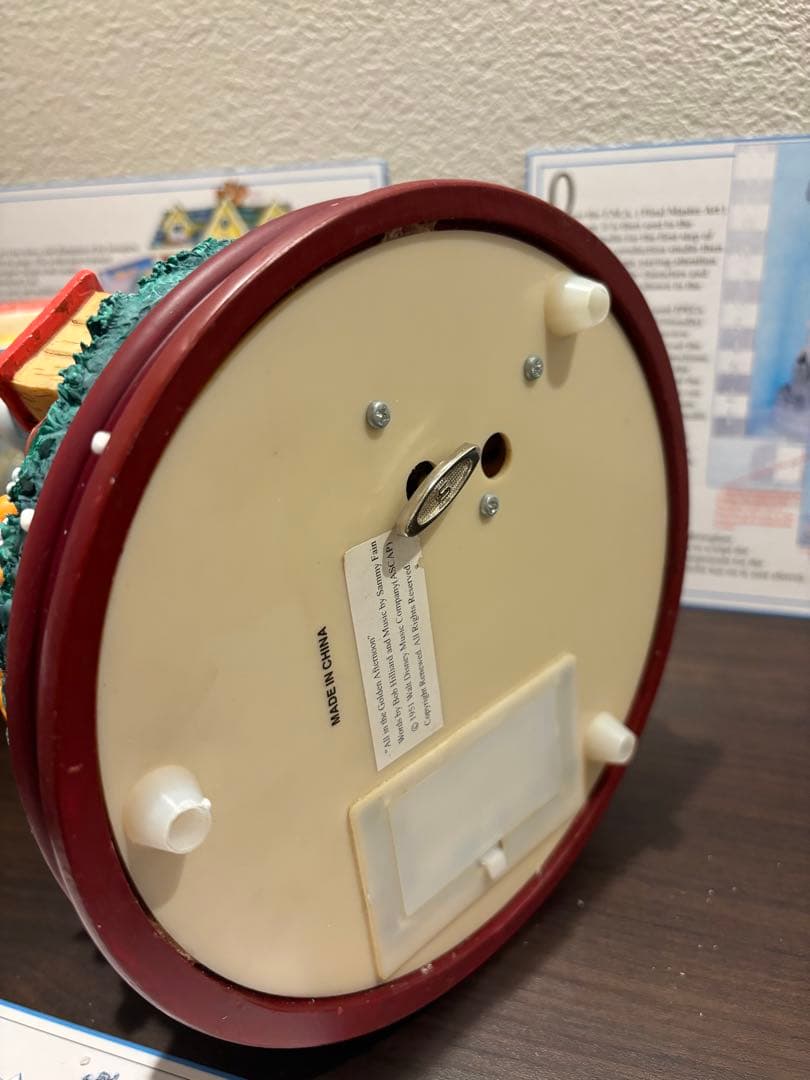 パ*ン様 【希少！未使用】オルゴール付き特大スノーグローブ ディズニーコレクショ