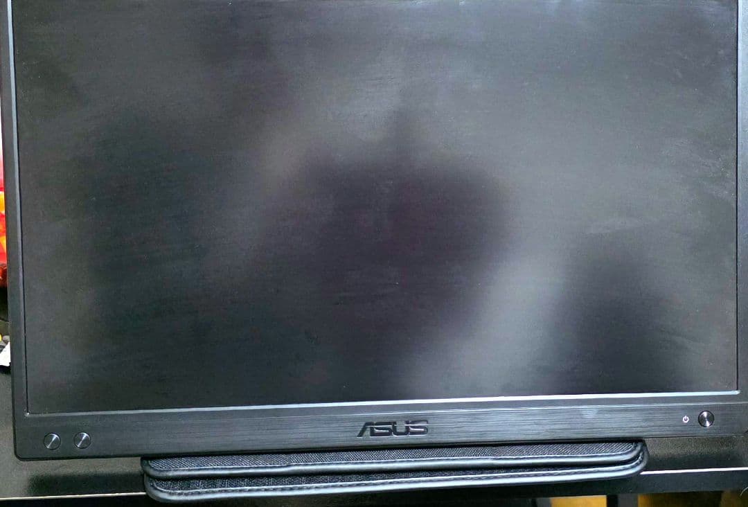 ASUS　モバイルモニター　15.６インチ　ゼンスクリーン