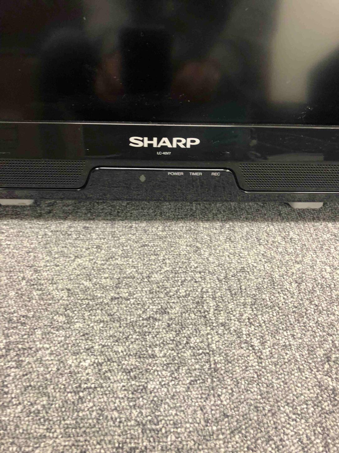 【美品】ＳＨＡＲＰ　ＡＱＵＯＳ　ＬＣ－４０ＶＬ　　ガラスＴＶスタンド付き