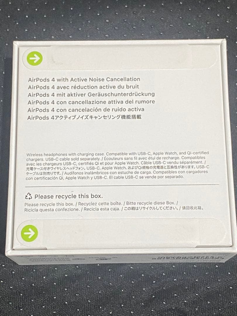 【箱に傷あり新品】Apple AirPods 4 ANC搭載