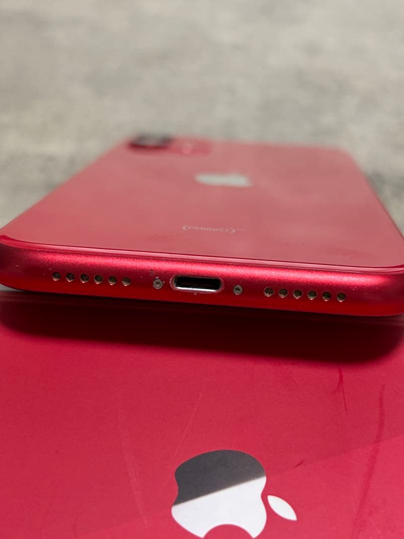 Apple iPhone 11 PRODUCT(RED) 本体(液晶漏れ有)