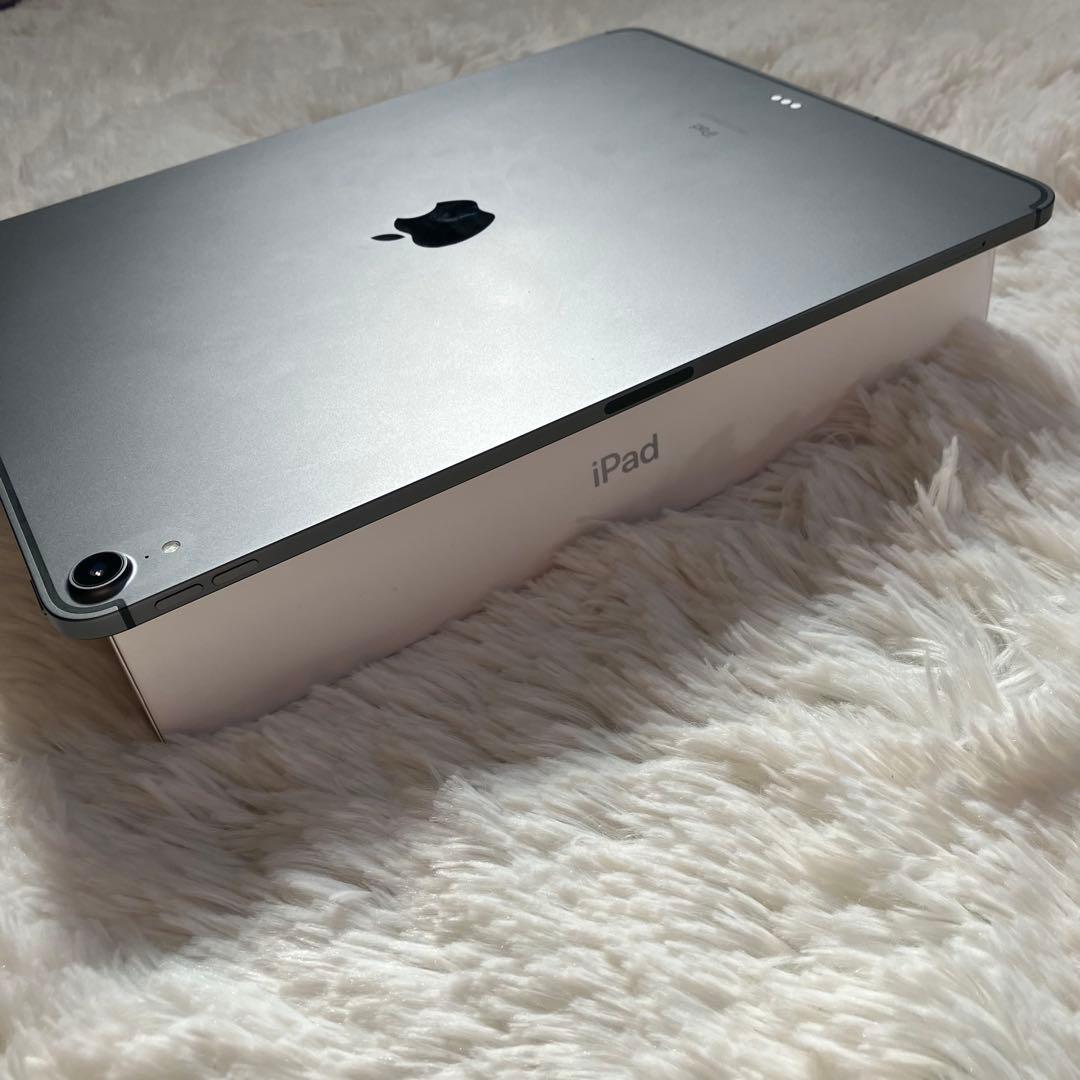 【完動品】iPad Pro 12.9 256GB SIMフリー 【発送】