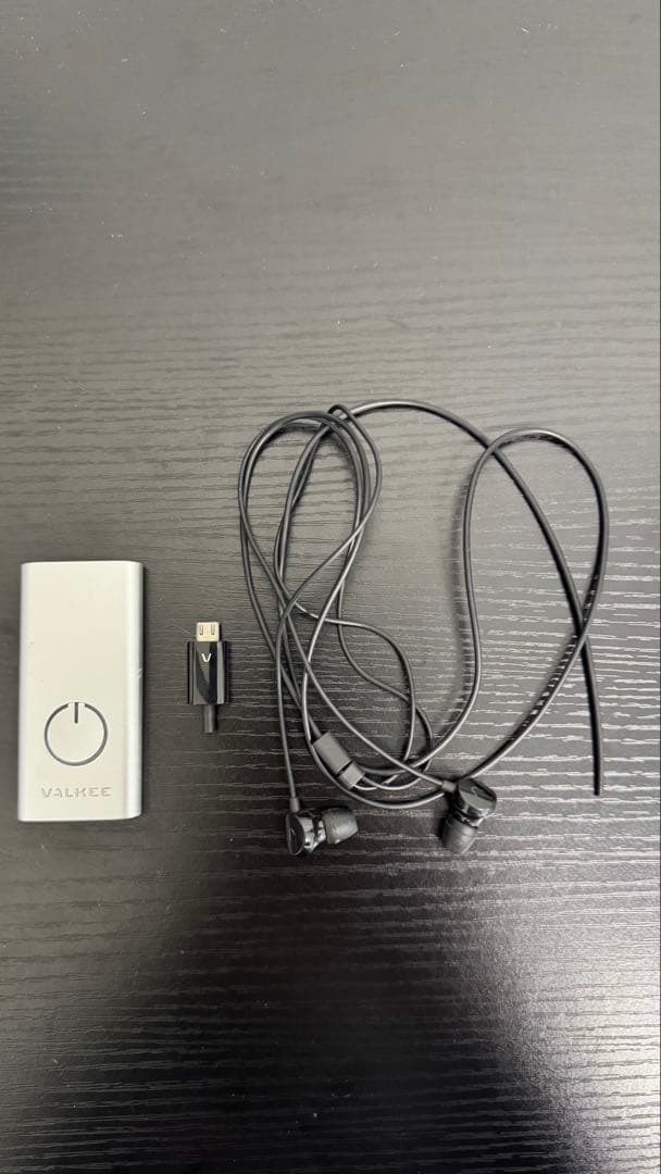 イヤホン VALKEE