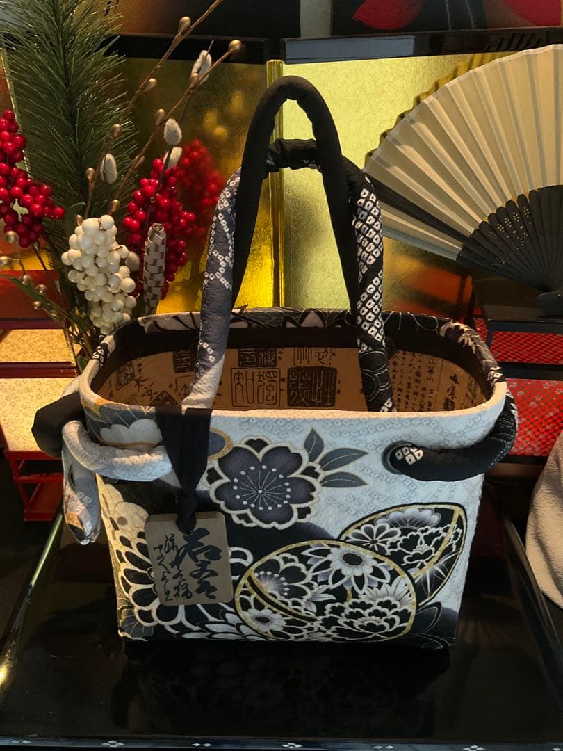 一閑張り　一閑張りバッグ　古文書　和紙　花絵柄　大正　着物　梅　京友禅　牡丹　菊