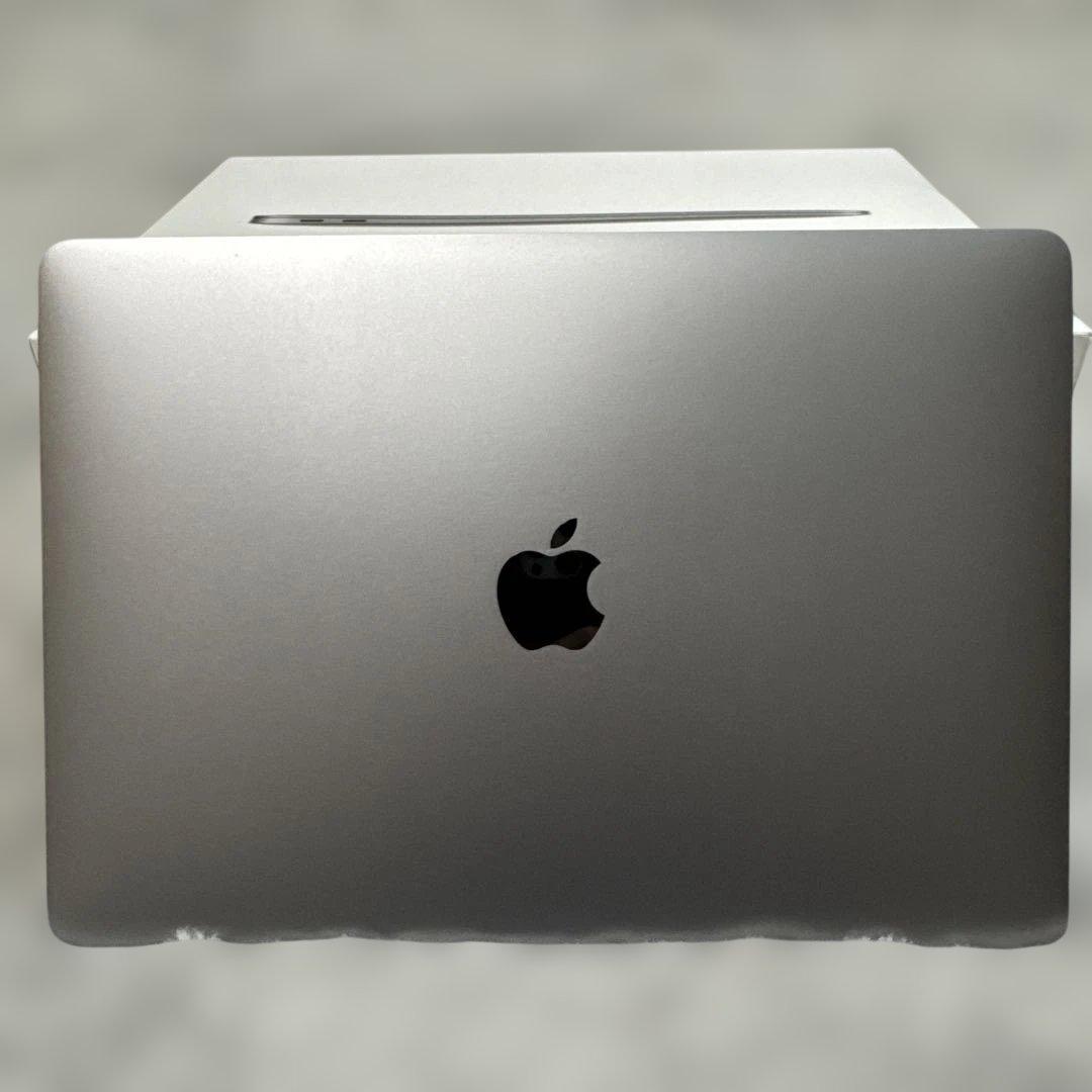 Apple MacBook Air 13インチ・Intel Core i5