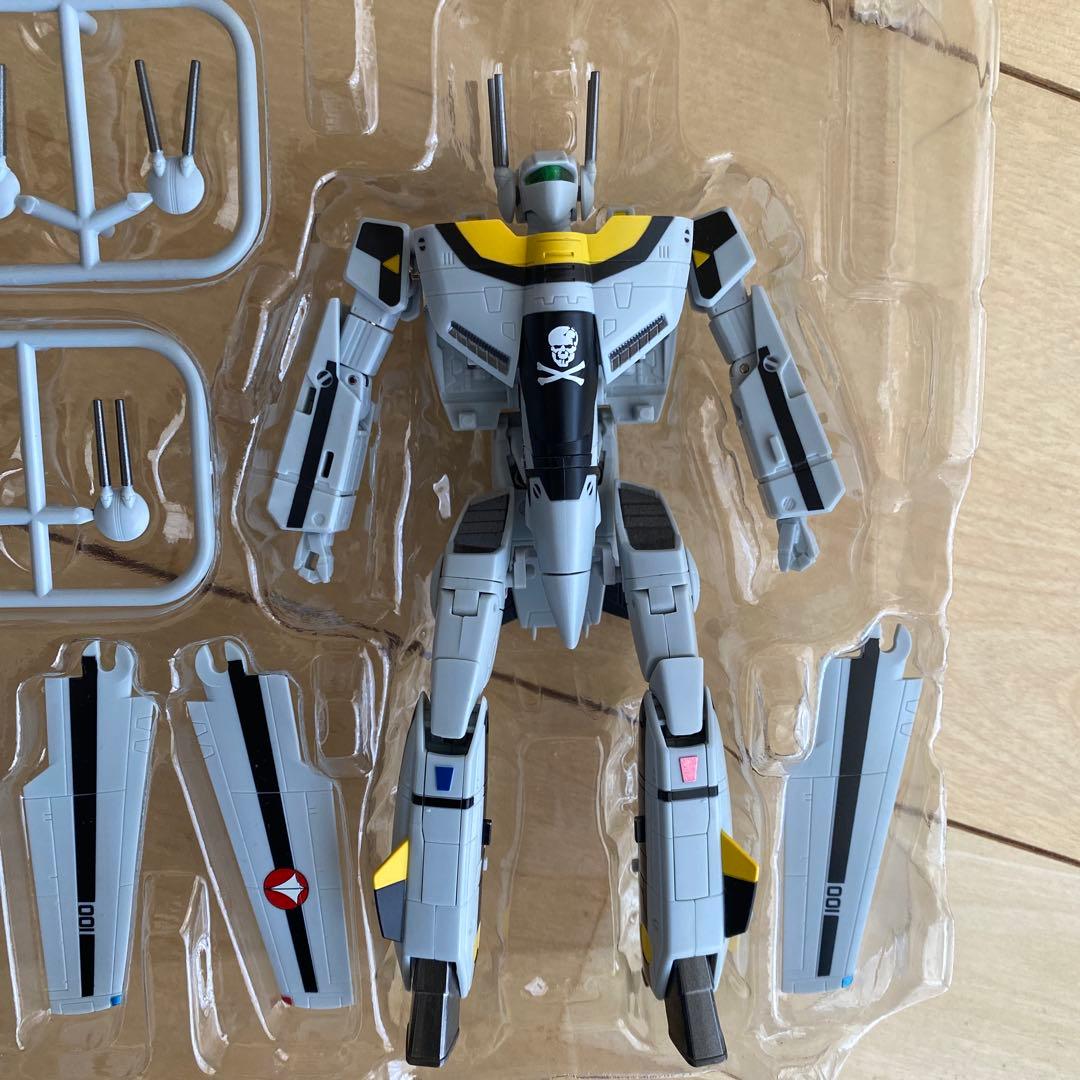 HI-L R VF-1Sストライクバルキリー(ロイ・フォッカー・スペシ…
