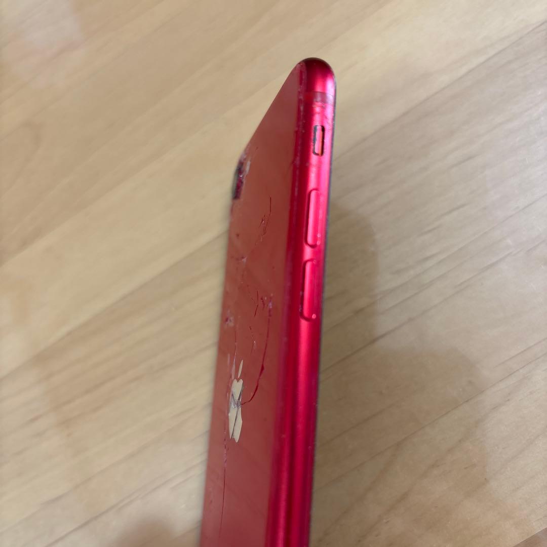 Apple iPhoneSE 第二世代　レッド 本体