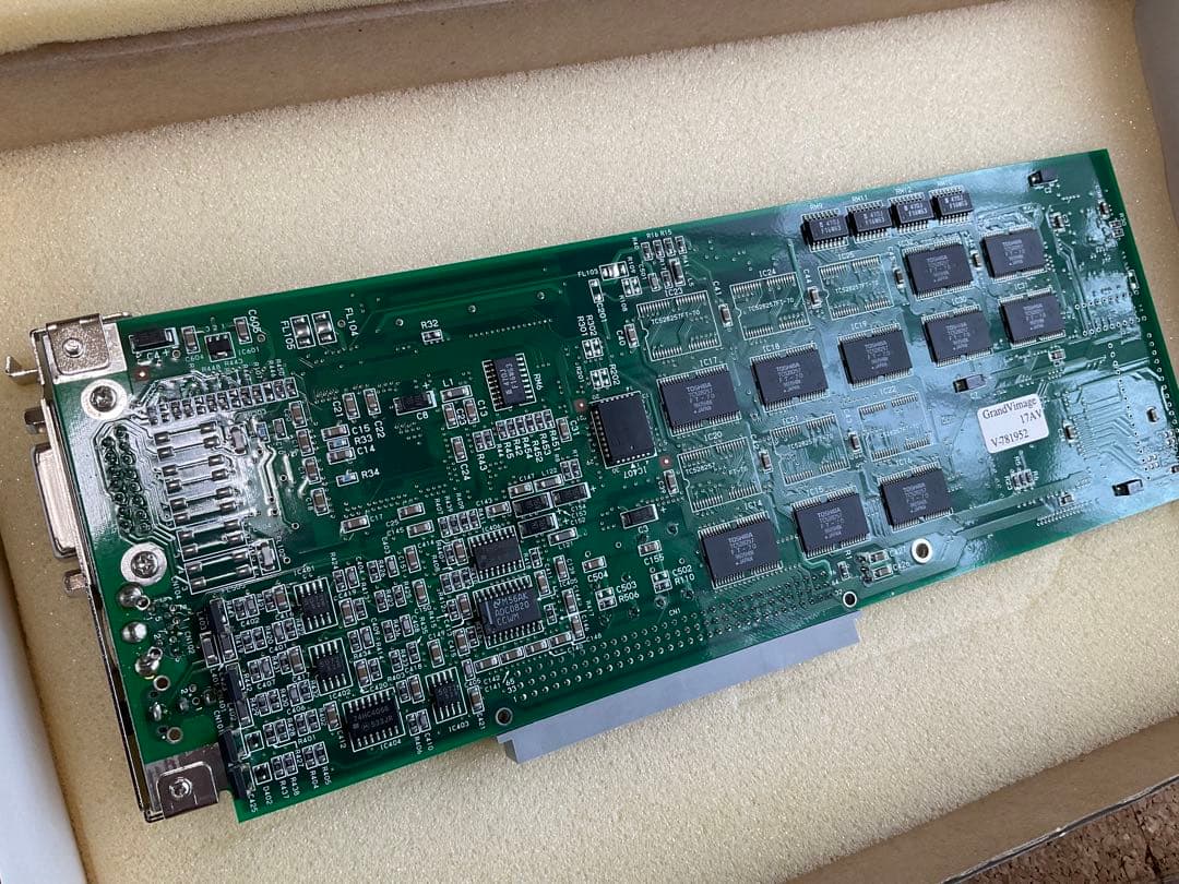 Grand Vimage17AV（インタウェア社製グランヴィマージュ17AV）